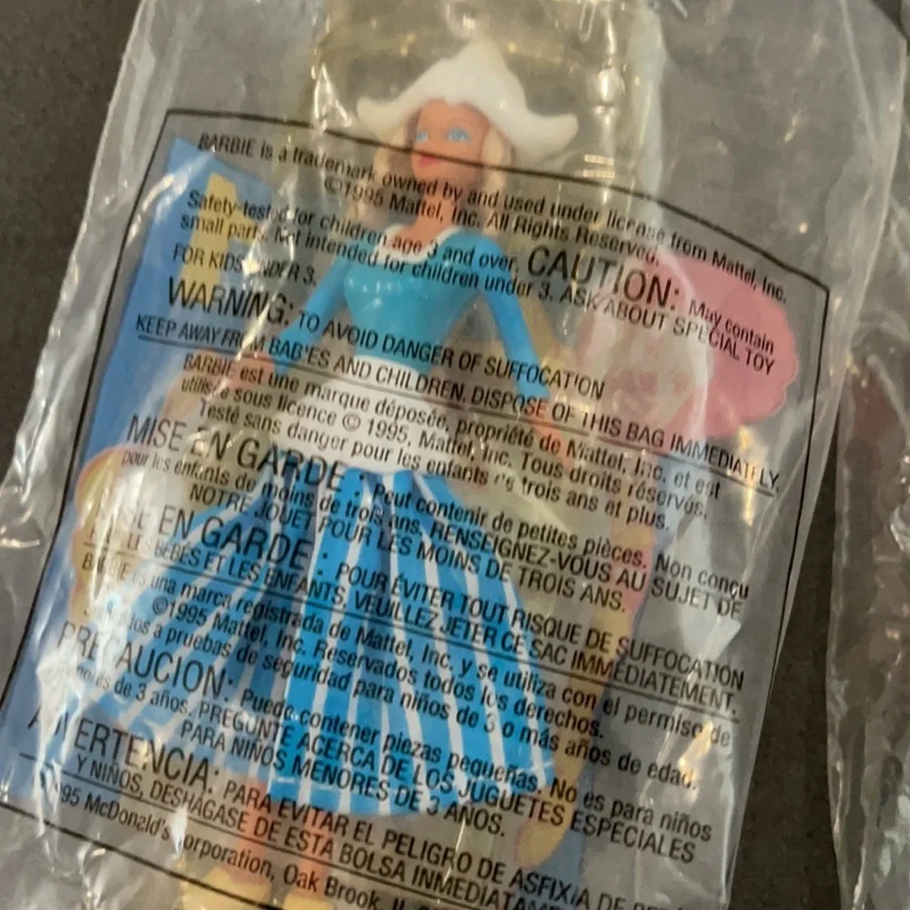 New set/2 McDonald’s Barbie figures
